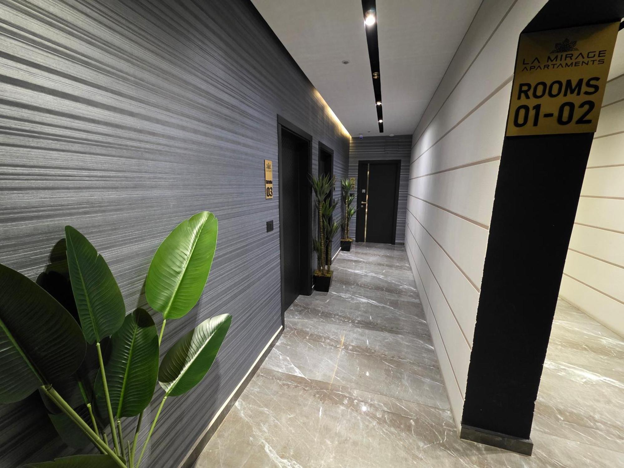 La Mirage Suites & Apartments Tirana Exterior foto